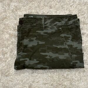 Eddie Bauer Olive Cargo Shorts